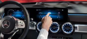 reparación pantalla multimedia mbux mercedes